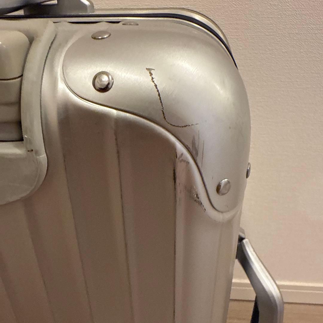 リモワ　キャリーケース　スーツケース