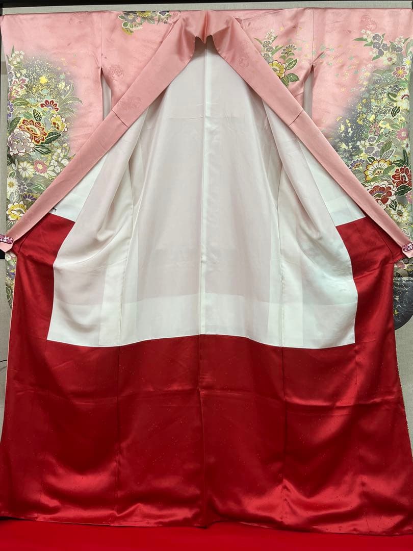 中古★振袖★仕立て上がり　NO.B11 ピンク色　成人式　結婚式