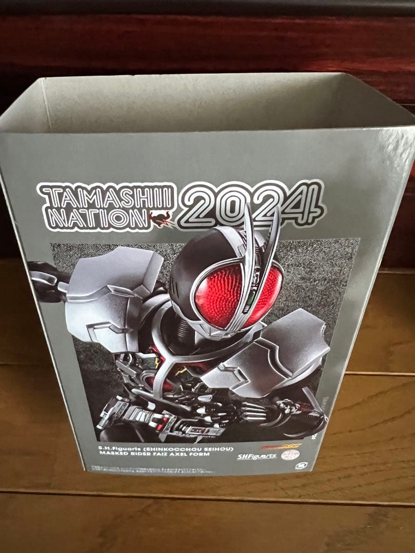 S.H.Figuarts真骨彫製法 仮面ライダーファイズ アクセルフォーム