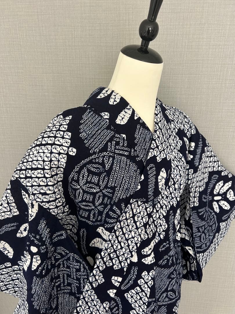 豪華 総絞り トンボ 団扇 模様 浴衣