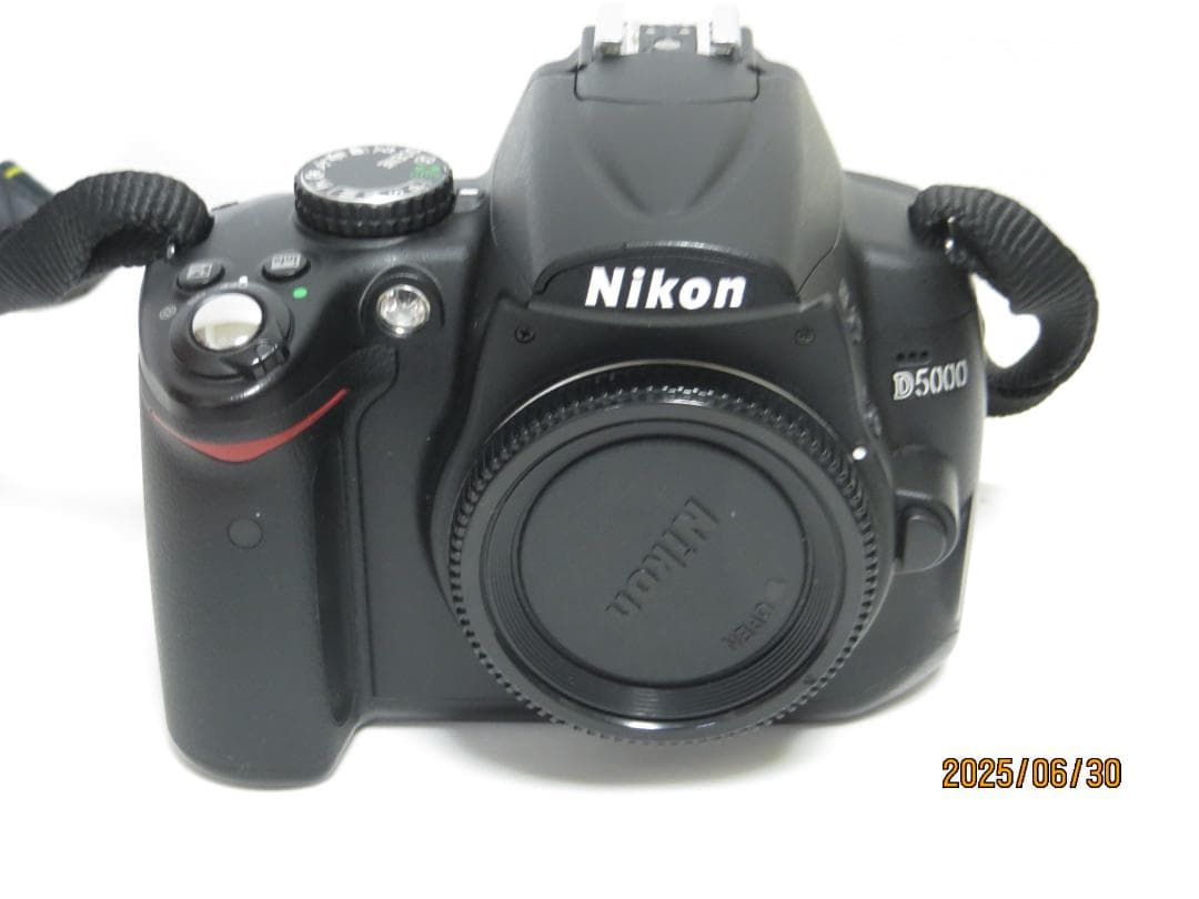 Nikon デジタル一眼レフカメラ D5000 18～300mmレンズセット