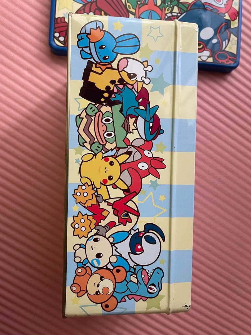 ポケドール　お菓子缶　レア　ポケモンセンター　　　レックウザ　ラティアス