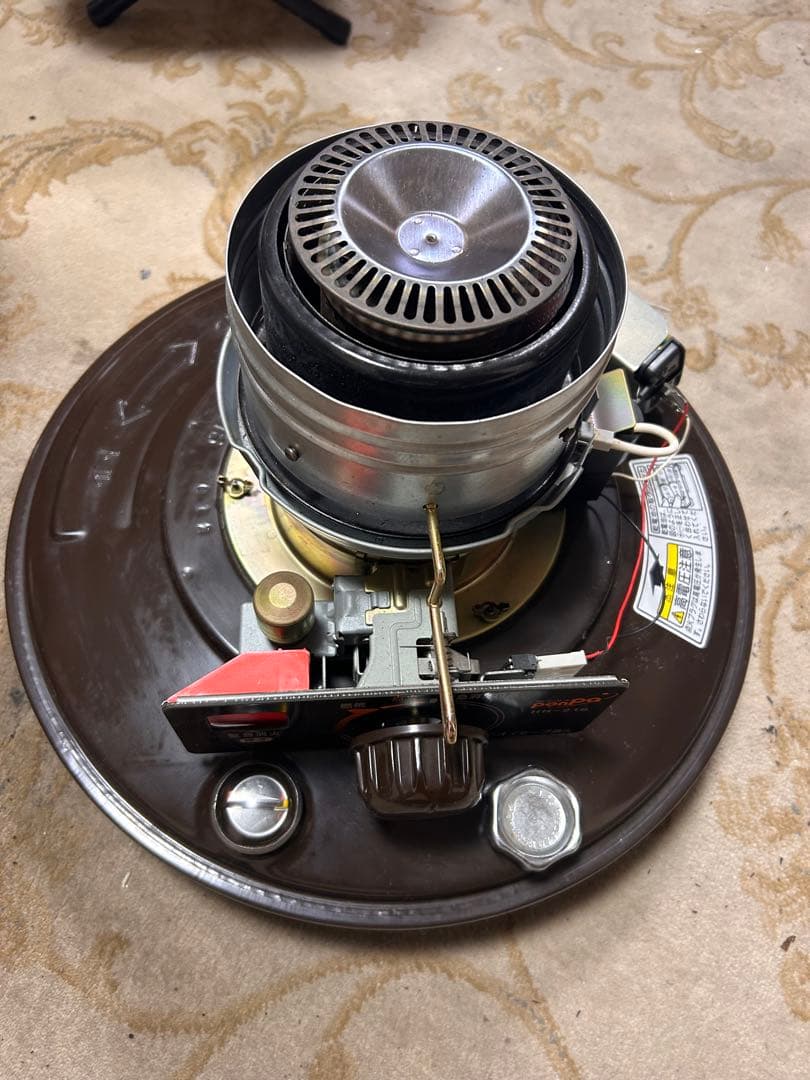 煮炊きができるストーブ！トヨトミ　火鉢型石油ストーブ HH-216