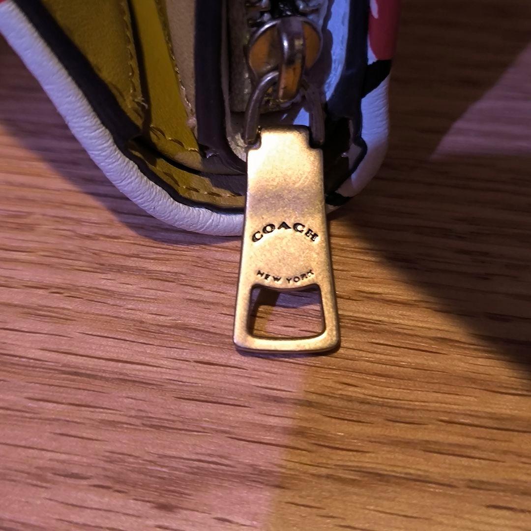 最終値下げ　COACH　コーチ　チェリー　折り財布