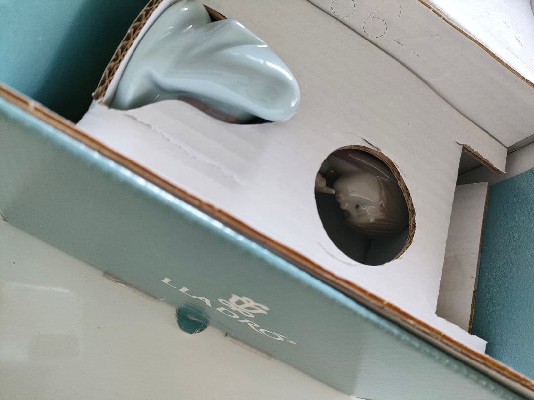 【美品】LLADRO　起こしちゃだめよ #5640