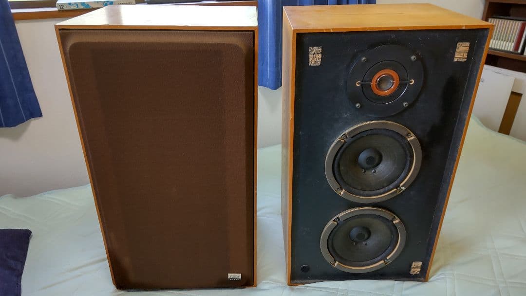 オンキョウスピーカー  E-212A