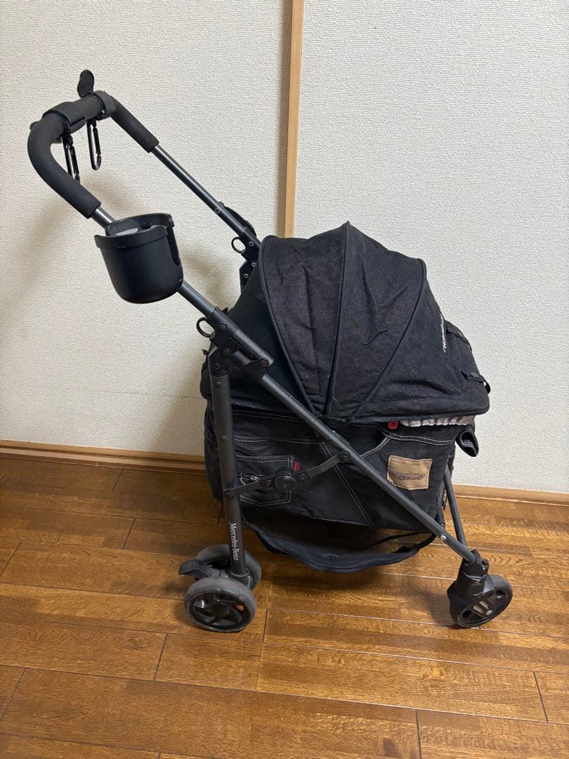 メルセデスベンツ　ペットカート