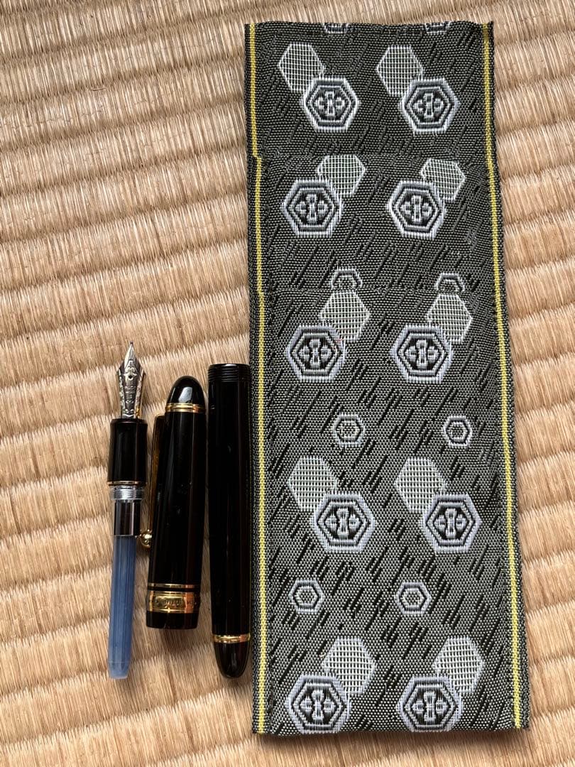 9時まで特別割引！パイロット　PILOT CUSTOM 743 万年筆