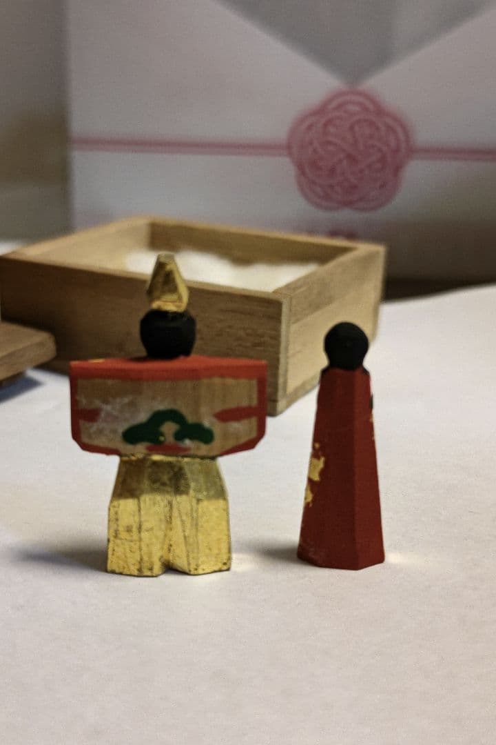 御雛　一刀彫　神泉