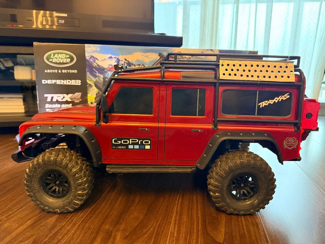 TRAXXAS TRX4 Land Rover ディフェンダー