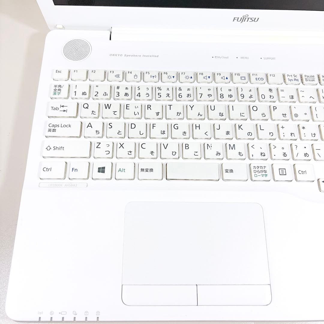 新品SSDで快適✨高性能i7 メモリ16GB ホワイト ノートパソコン 富士通