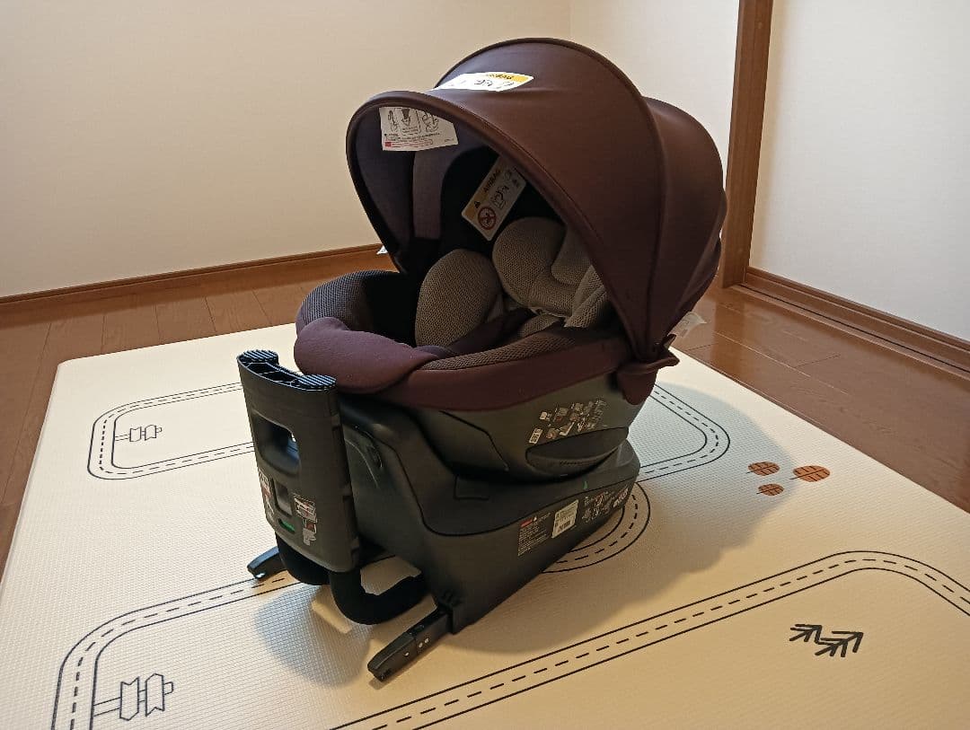 エールベベ　クルット4i