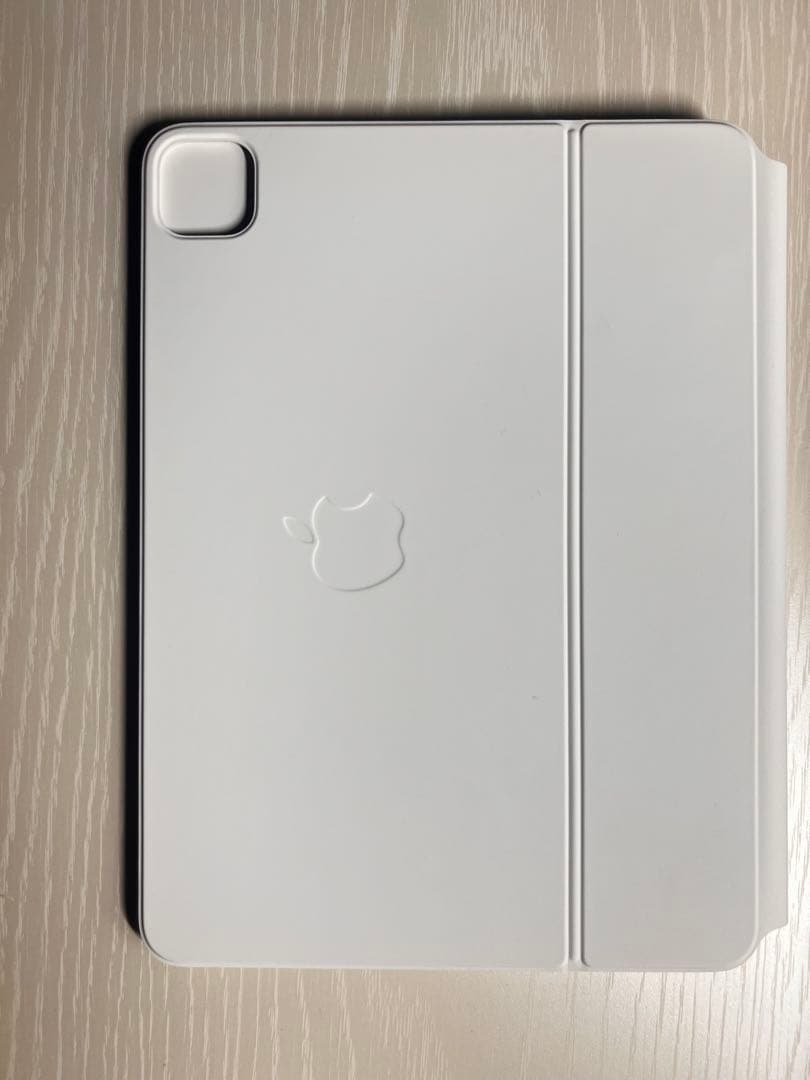 iPad Magic Keyboard ホワイト