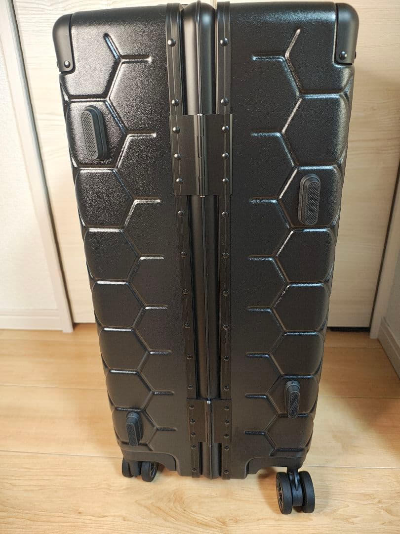 【新品未使用】BALR. ボーラー　スーツケース　ブラック　M