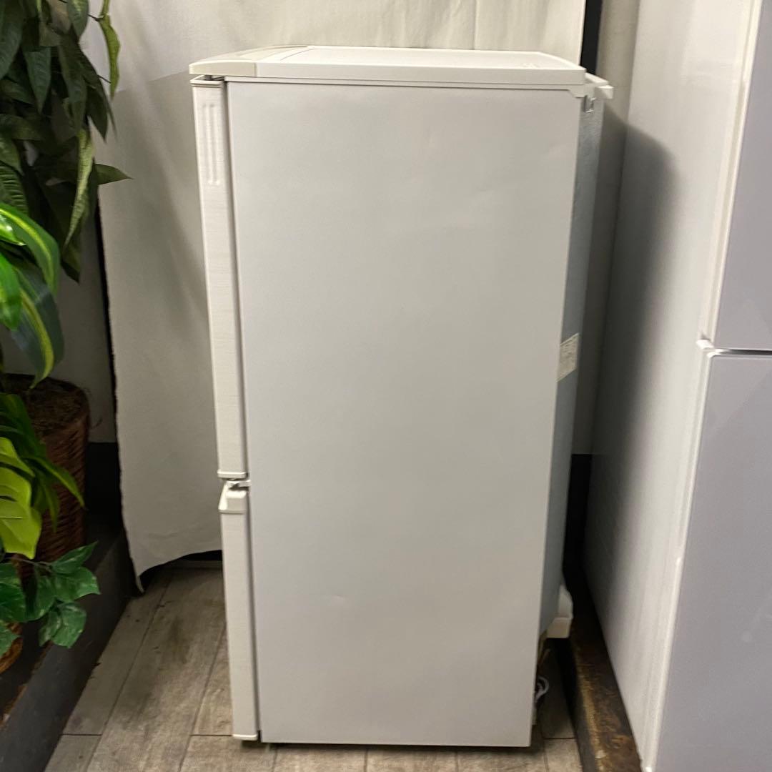 訳あり！一人暮らしに！どっちも付け替えドアが人気♪2ドア冷凍冷蔵庫137L