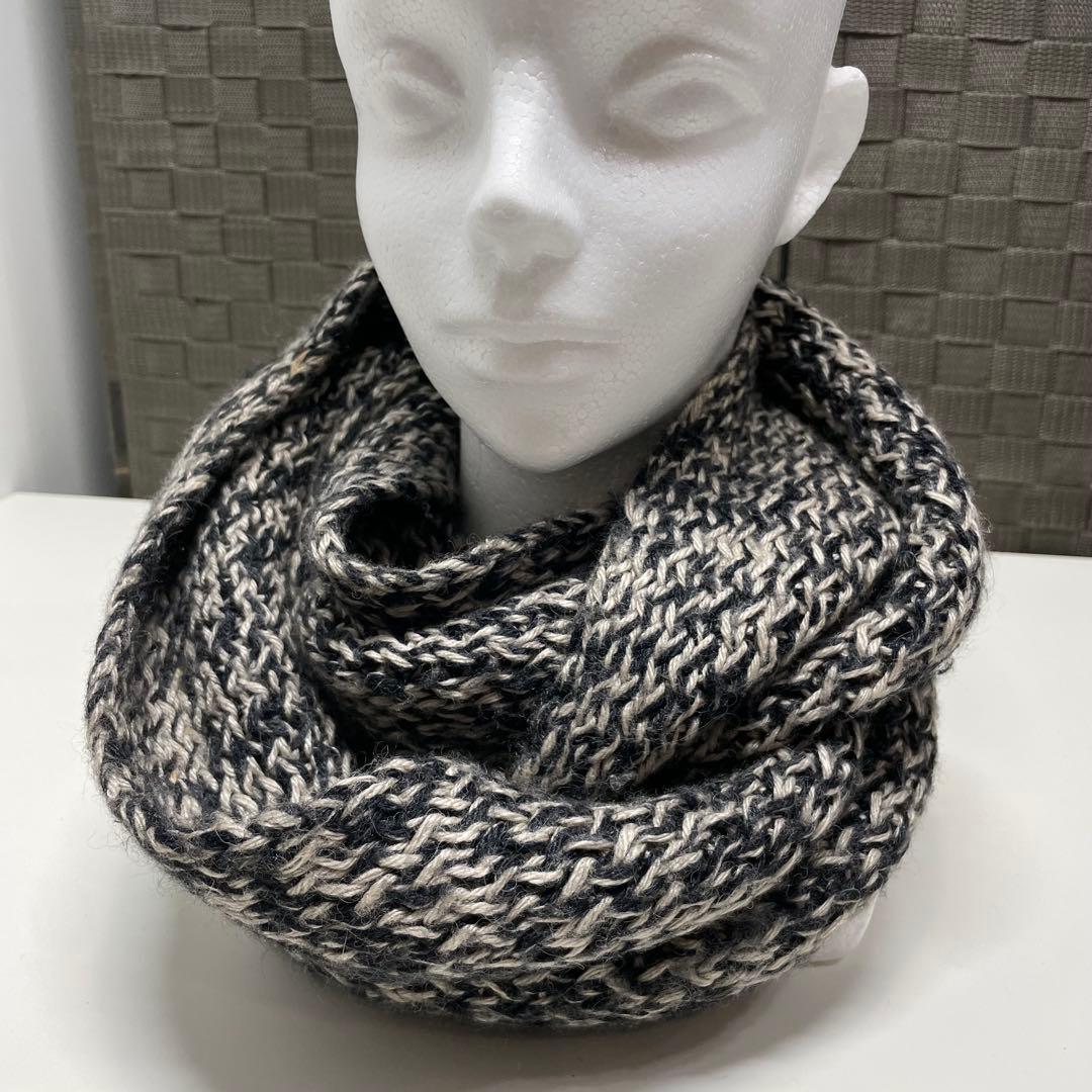 ひ*り様 HERMES ブラック ホワイト スヌード　アンゴラ