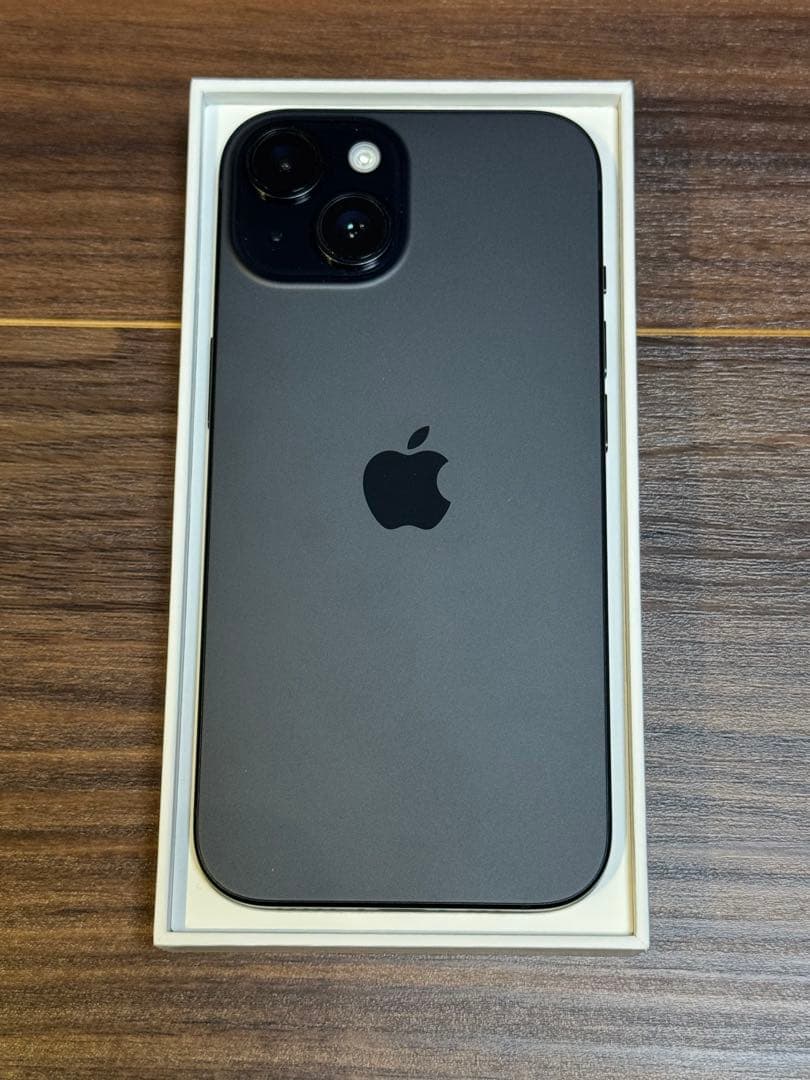 【美品】iPhone 15 ブラック 128GB Apple care+付き