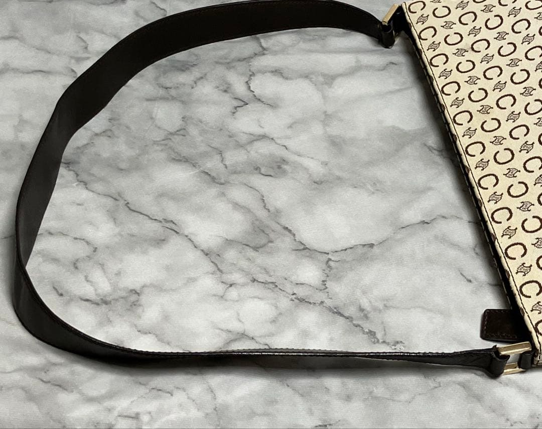 良品　CELINE セリーヌ　Cマカダム　肩掛け　ワンショルダーバッグ