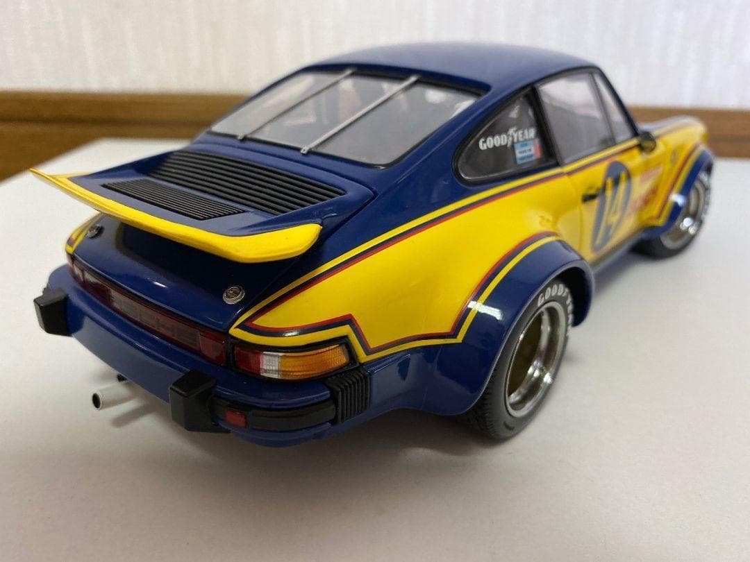 １／１８ エグゾト ポルシェ ９３４ ＲＳＲ １９７６ 新品 ミニカー