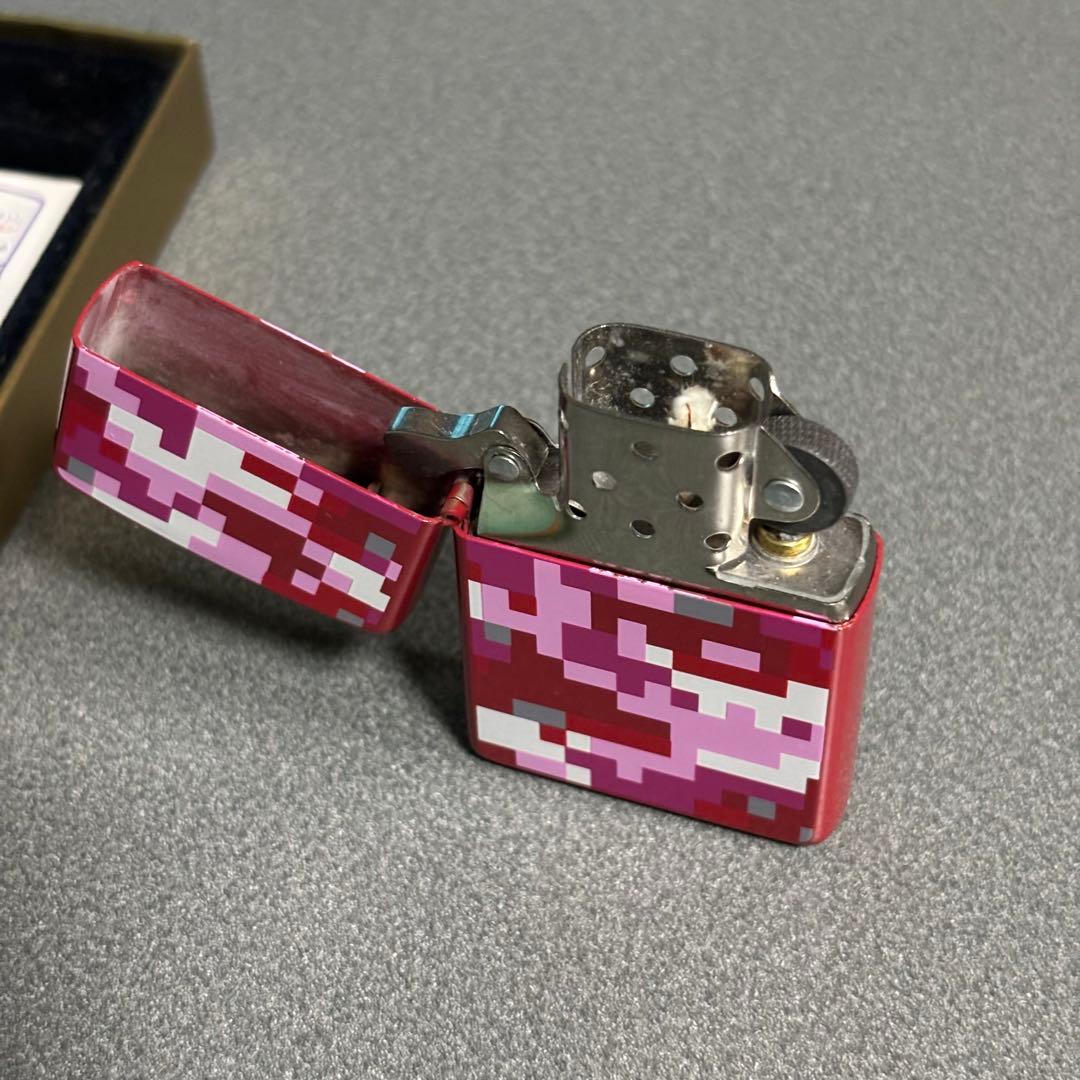 beauty:beast zippo デジカモピンク