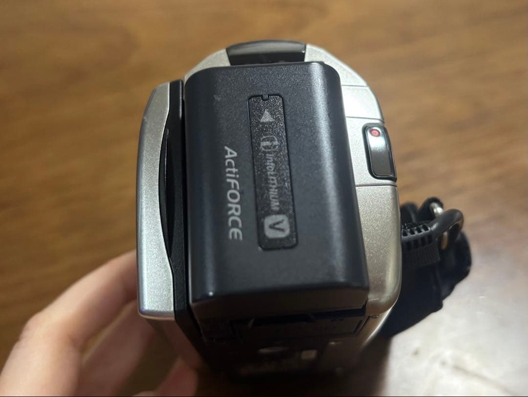 SONY HDR-CX590V ビデオカメラ 20.4MP GPS付き