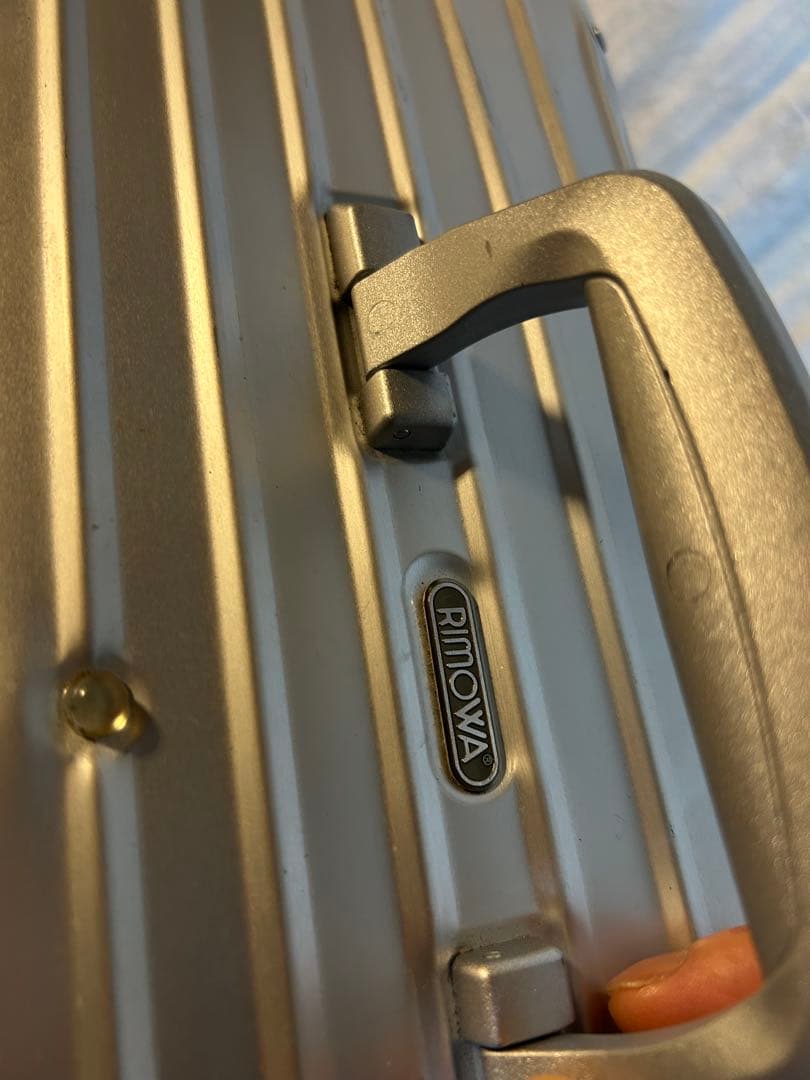 リモワ　パイロット　トロリー　２輪　カナダ製