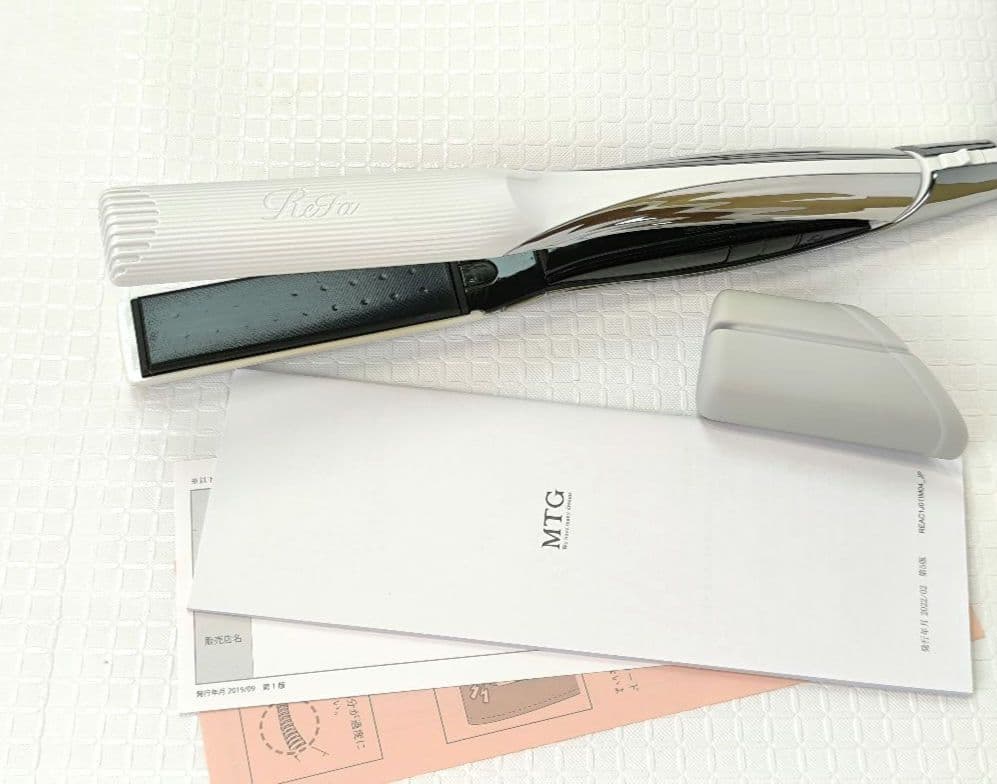 正規品　ReFaリファ ビューテック ストレートアイロン　21年製