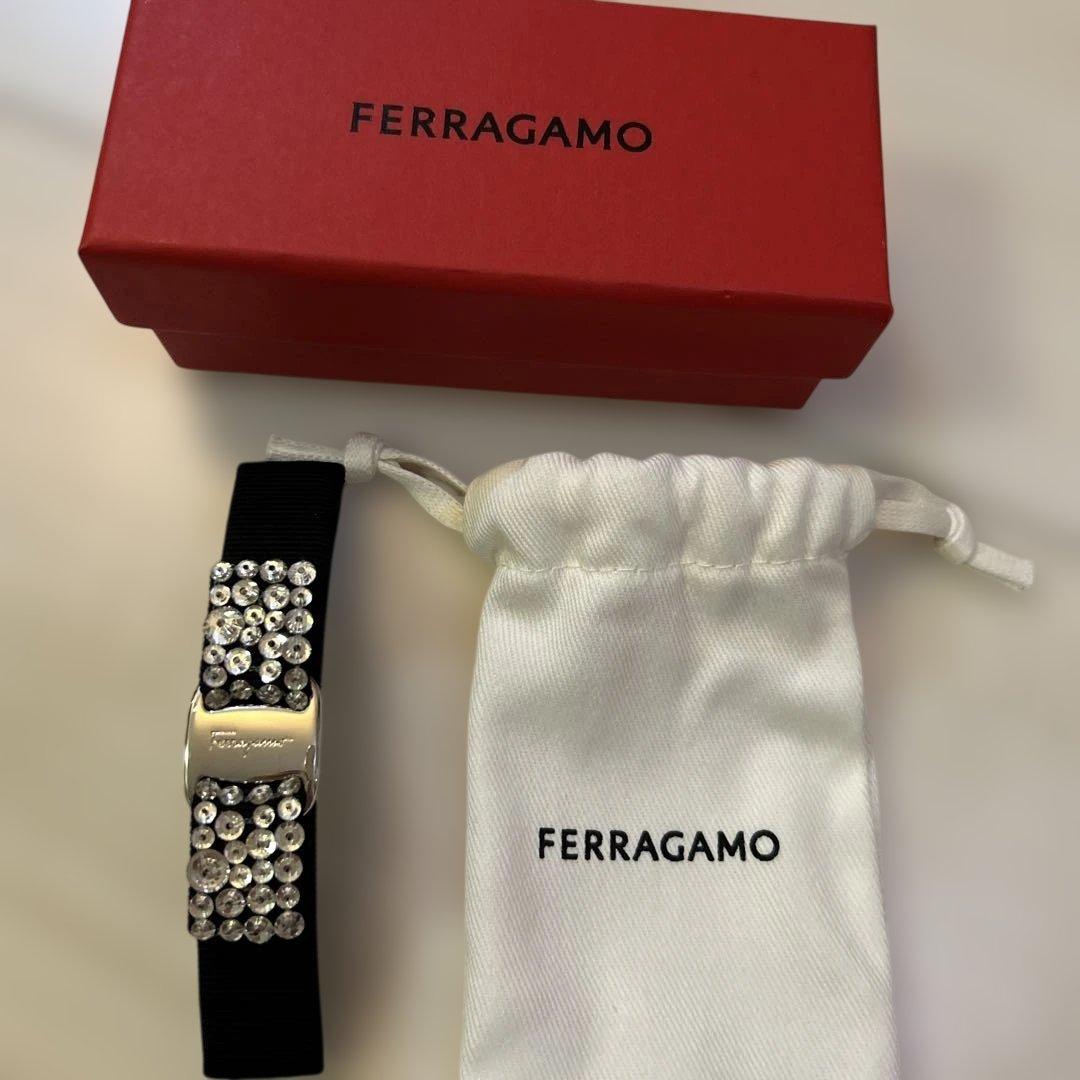 Salvatore Ferragamoサルヴァトーレフェラガモ バレッタ　髪留め