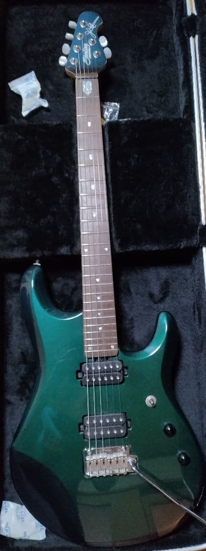 sterling music man jp70　ペトルーシ