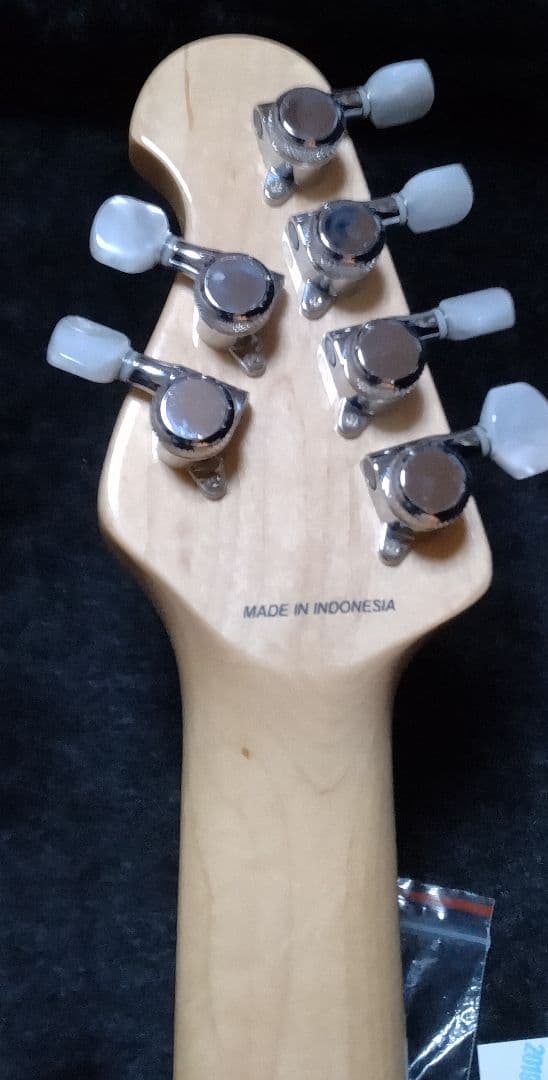 sterling music man jp70　ペトルーシ