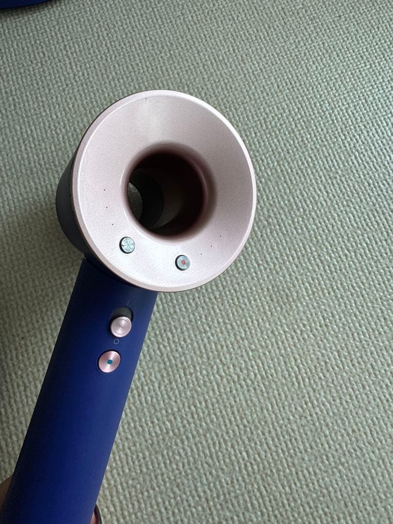 【1/6まで】ダイソンSupersonic Ionicドライヤー