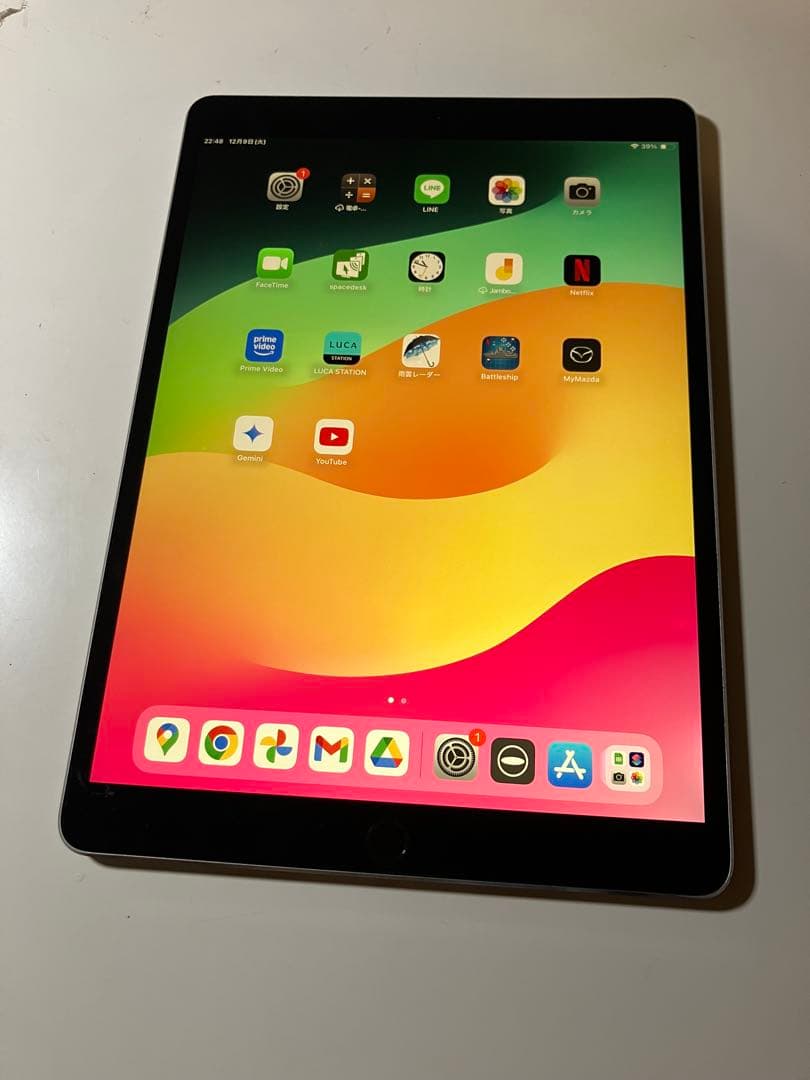 Apple iPad 10.5インチ (モデルA1709)