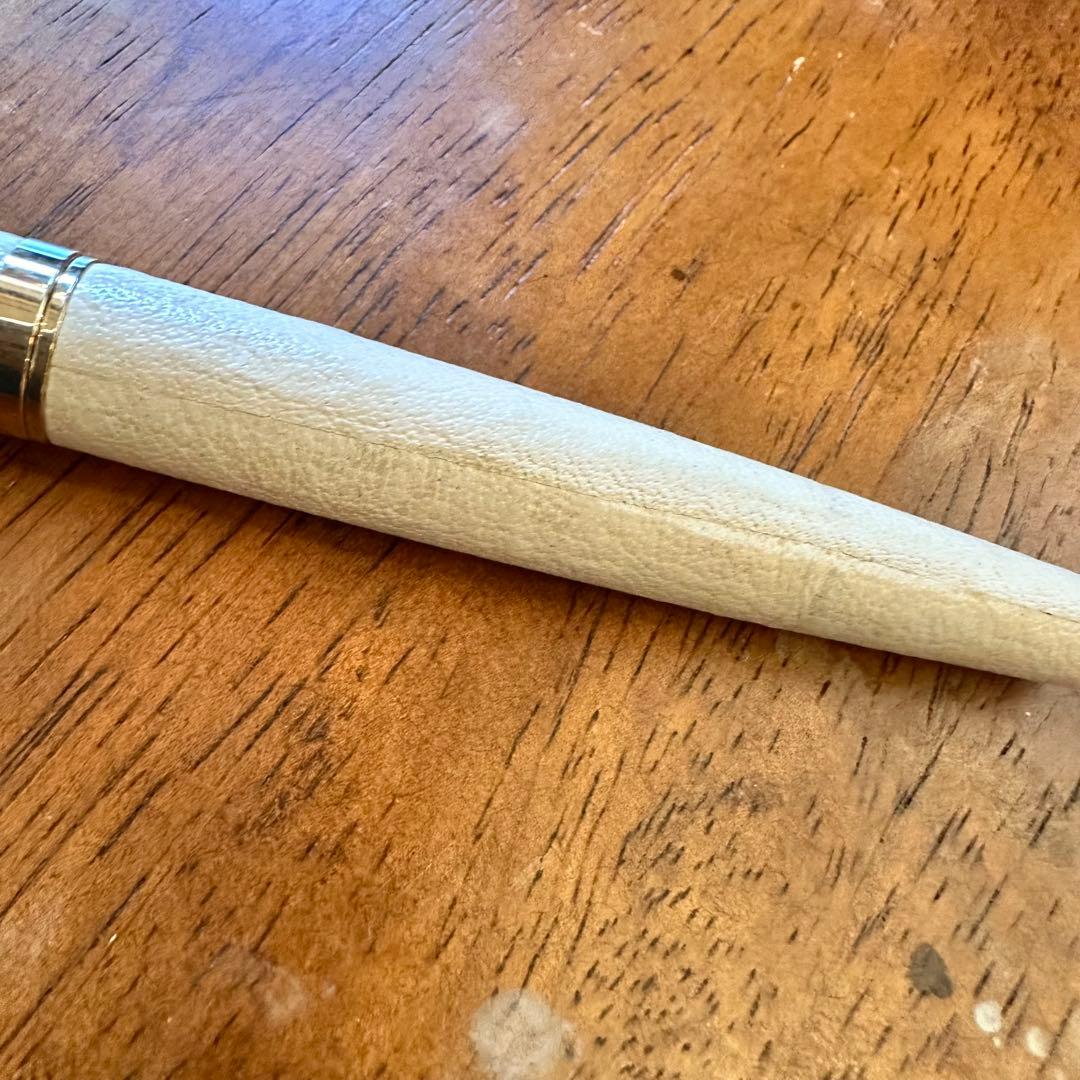 sailor セーラー　万年筆　レザー　白　ペン先　18k