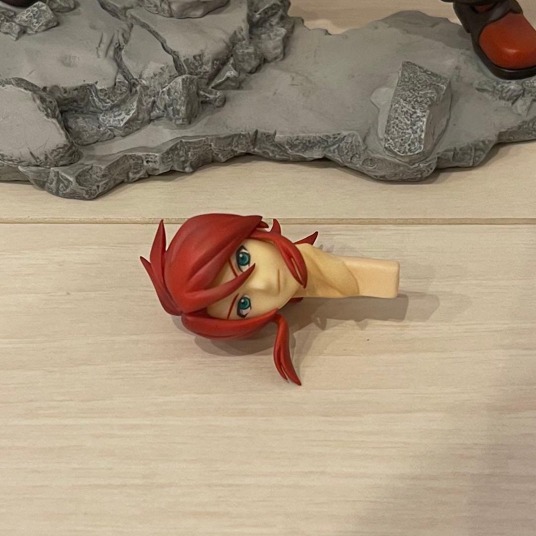 テイルズ 1/8スケール 完成品フィギュア ルーク・フォン・ファブレ