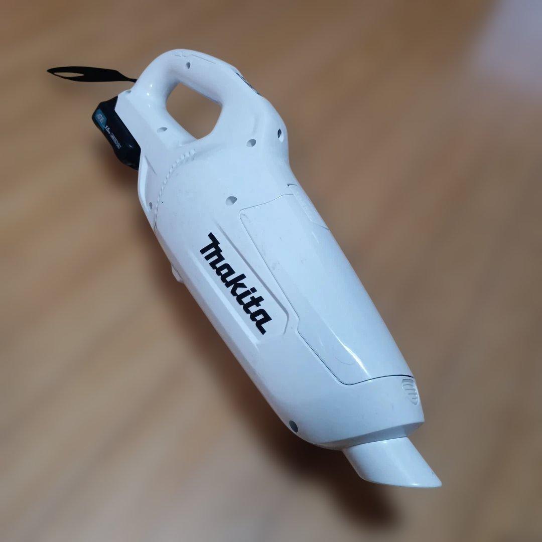 マキタ10.8V充電式クリーナCL107FD 純正のバッテリーと充電器付