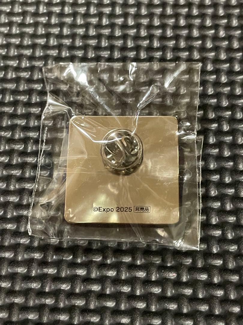 EXPO 2025 ピンバッジ　大阪・関西万博　NTT docomo