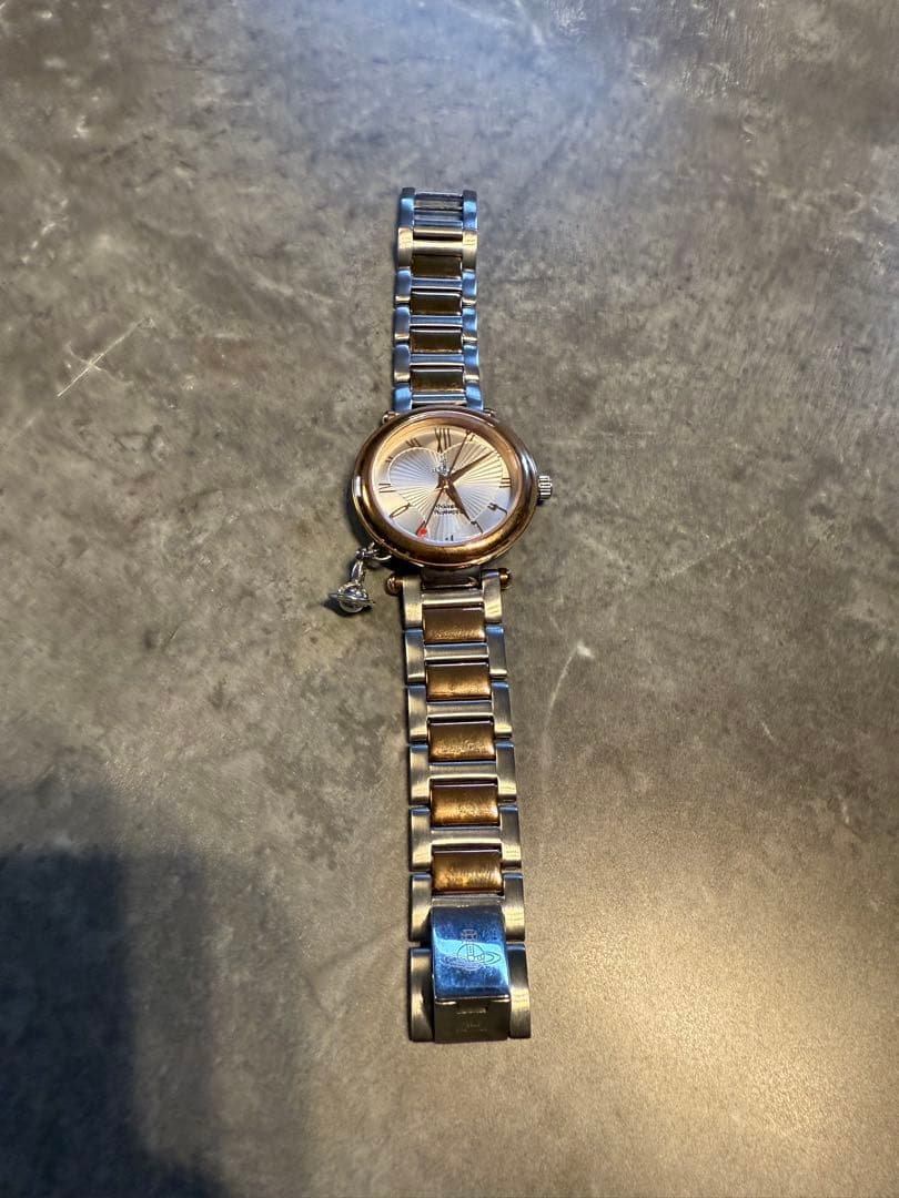 Vivienne Westwood Time Machine 腕時計