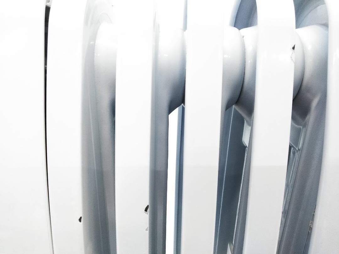 DeLonghi デロンギ オイルヒーター NJ0505E 〜3畳★