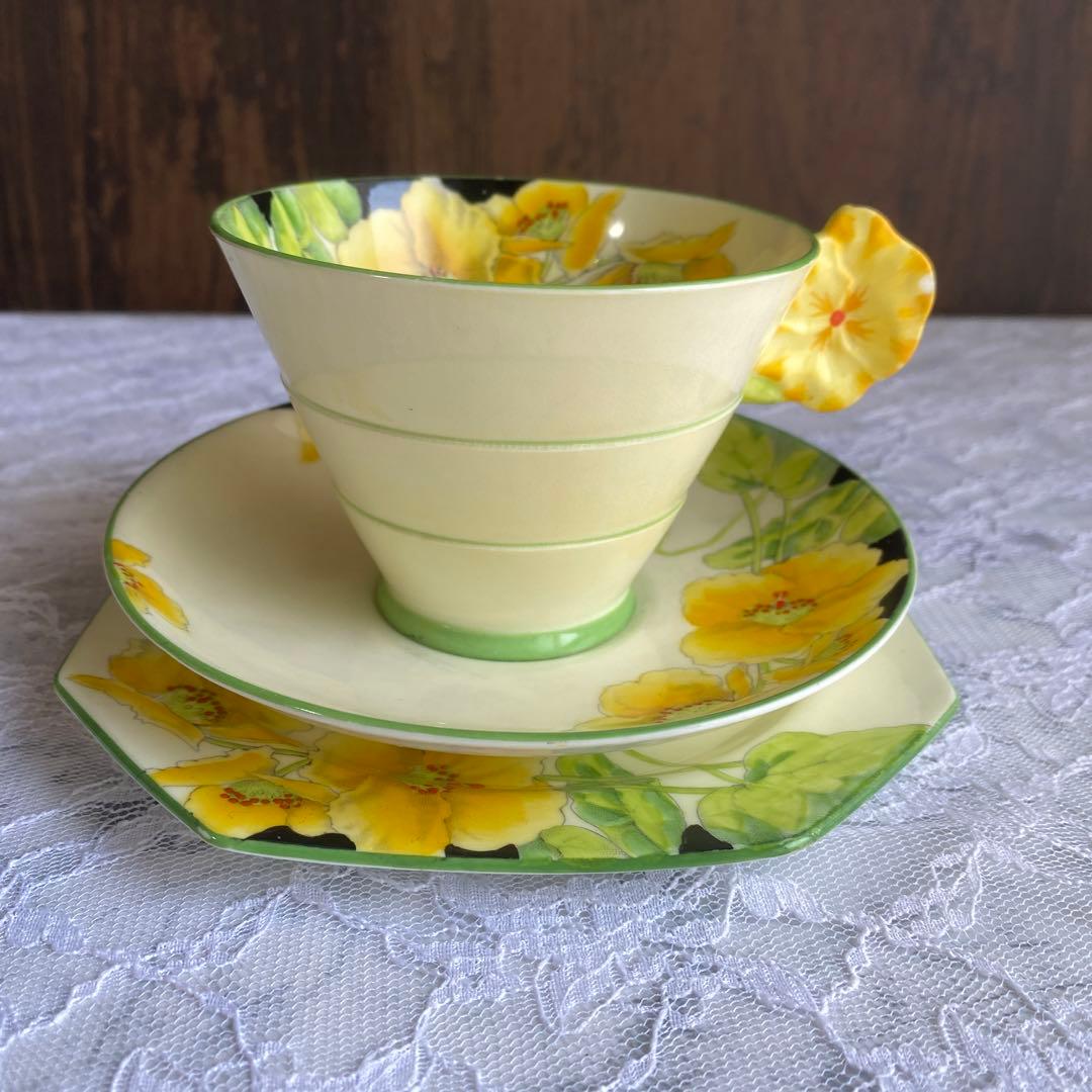 レア　フラワーハンドル　パラゴン　アイスランドポピー カップ　ソーサー　プレート