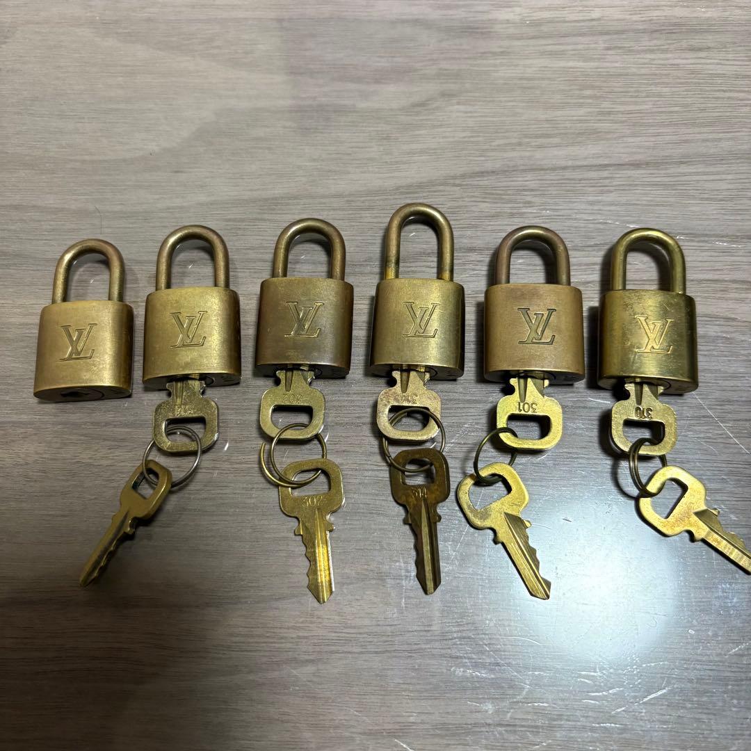 LOUIS VUITTON パドロック 南京錠 6個セット