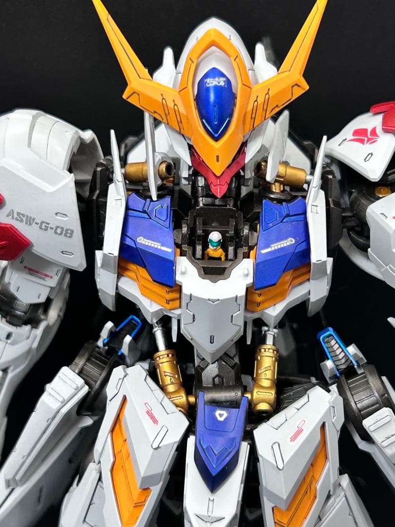 MG ガンダムバルバトスルプス　全塗装済み完成品マント鉄血のオルフェンズ