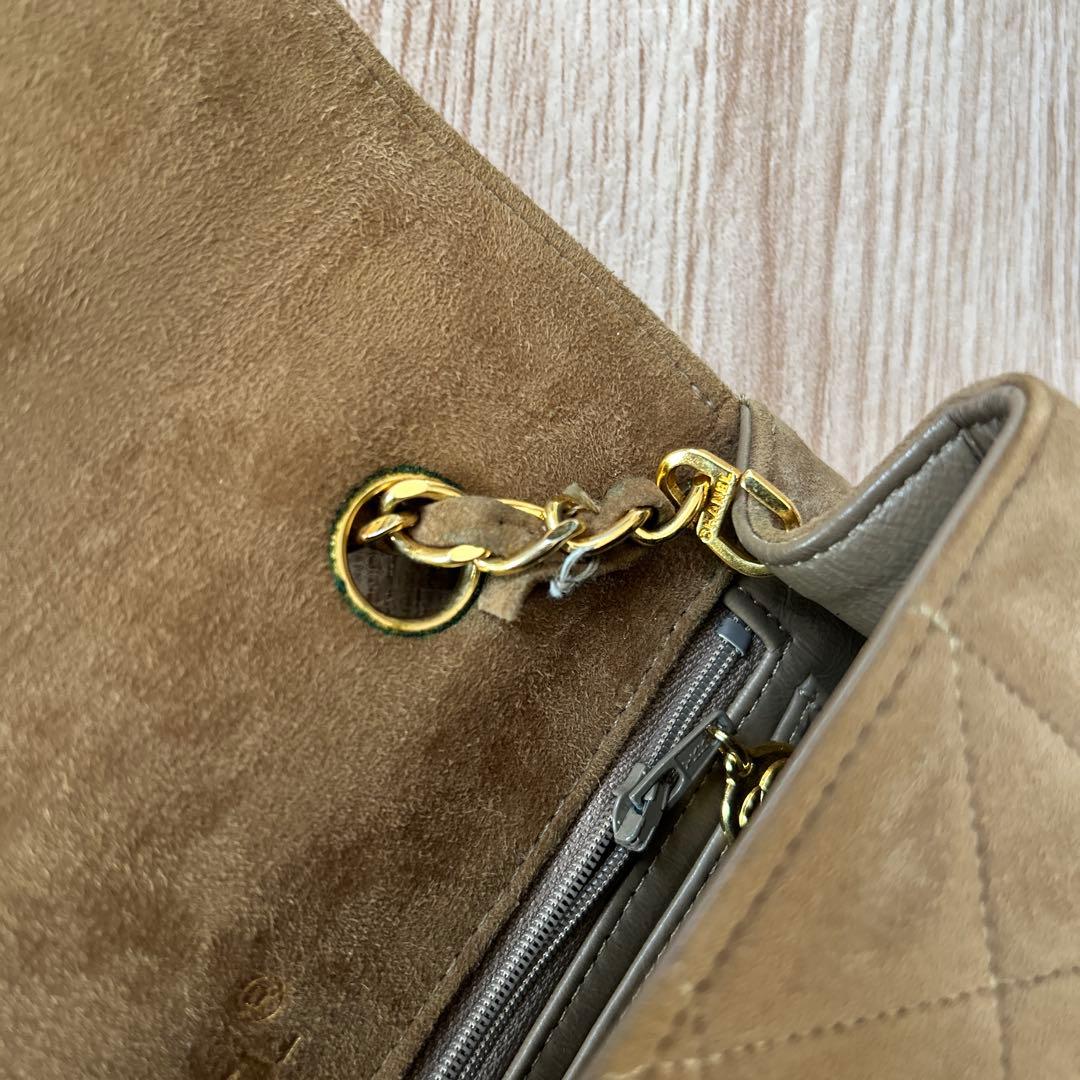 シャネル　CHANEL マトラッセ　チェーン　スエード