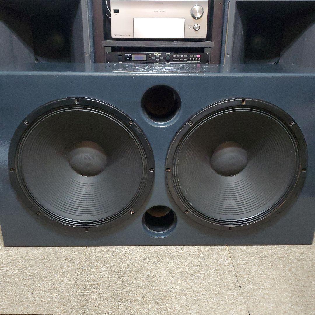 ②TOA Z DRIVE 46cmダブルウーハースピーカー