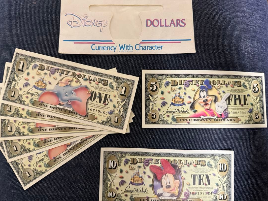 ディズニーダラー2005年3種類セットdisneydollars
