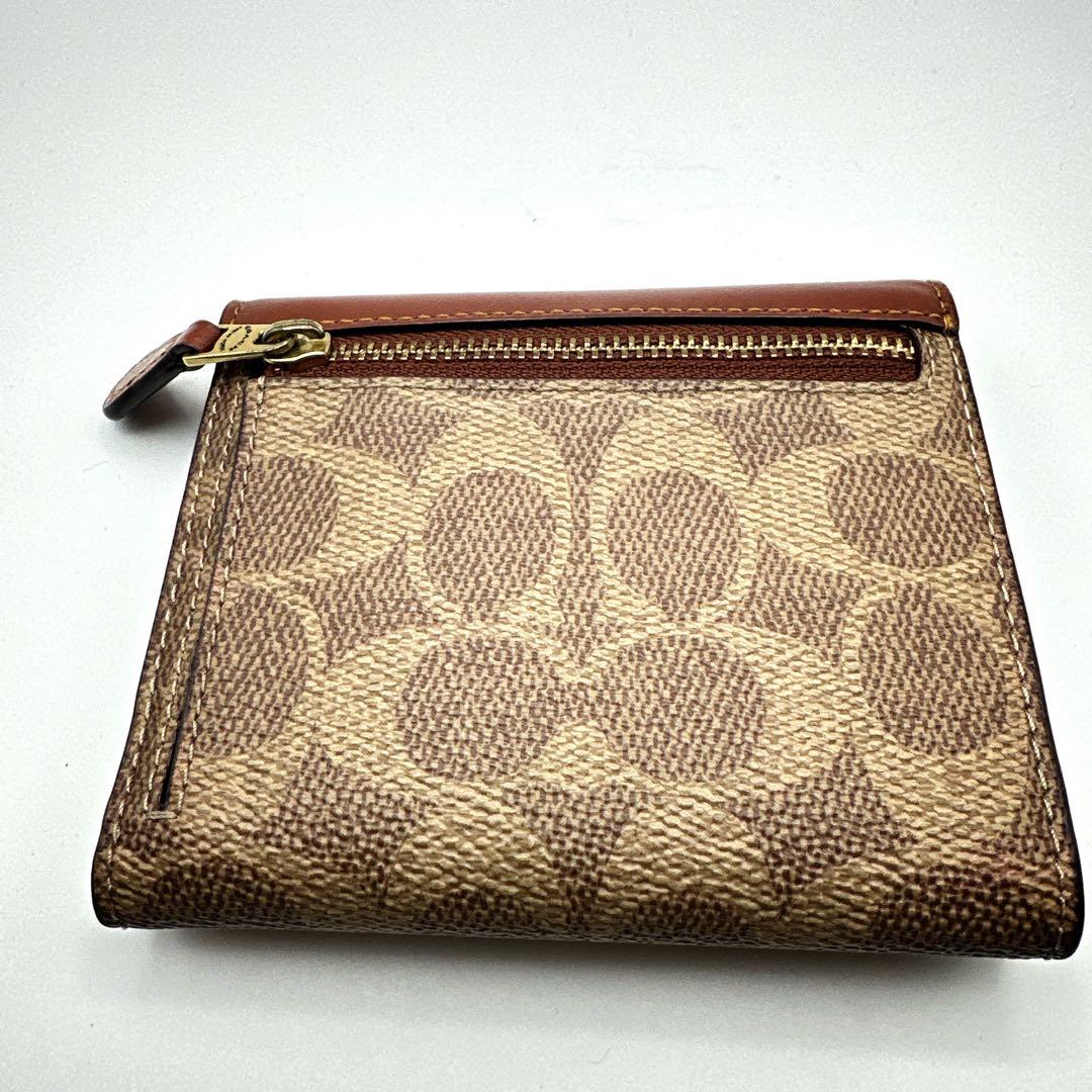 COACH 三つ折り財布 ミニ財布 シグネチャー柄コンビデザイン Cロゴ