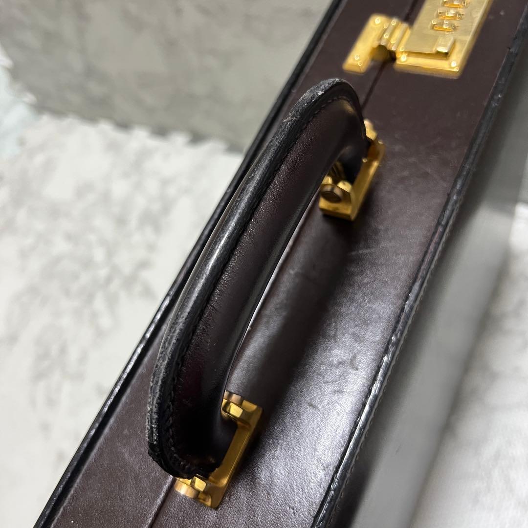 ロエベ アタッシュケース ビジネスバッグ アナグラム レザー ブラウン