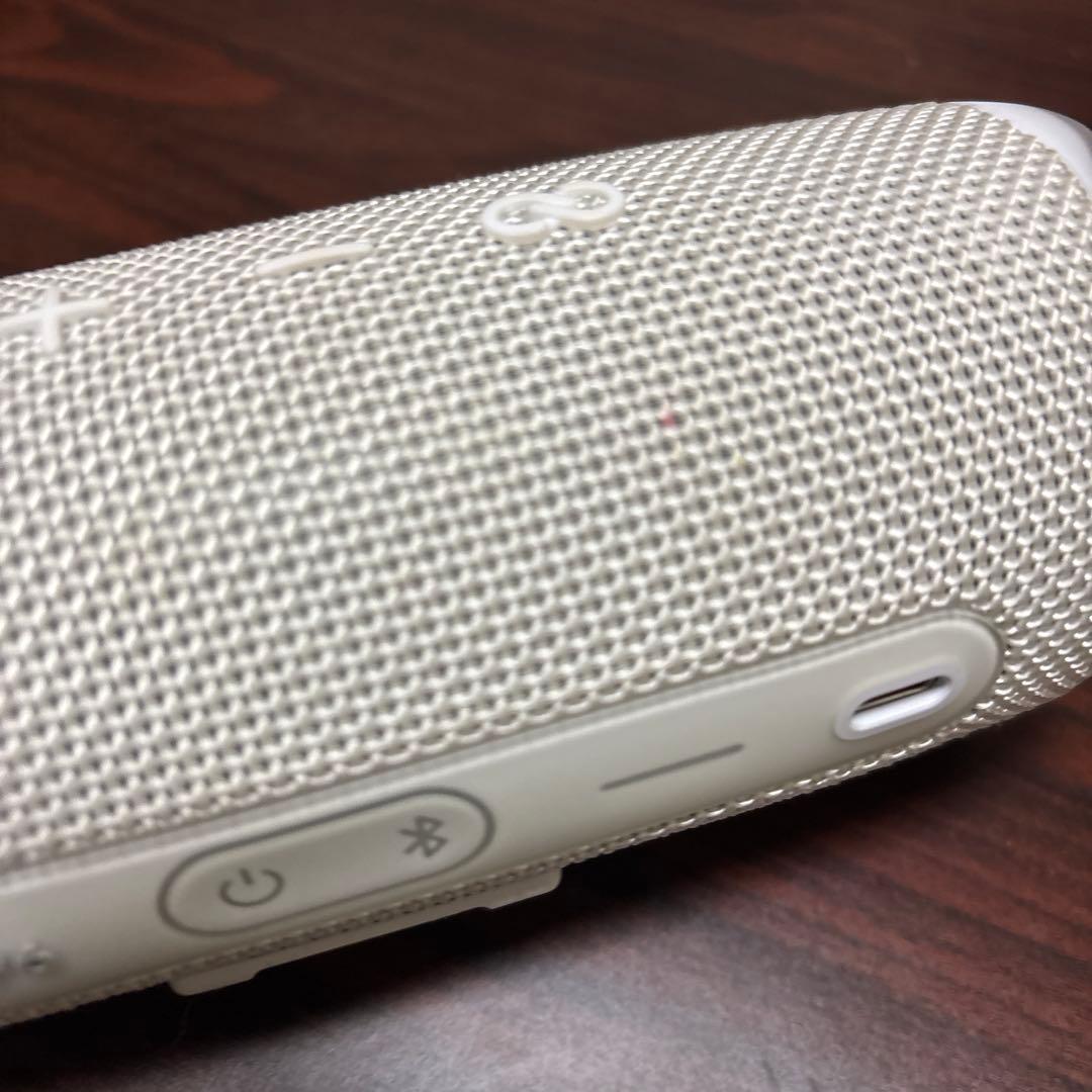 JBL FLIP6 付属品あります！