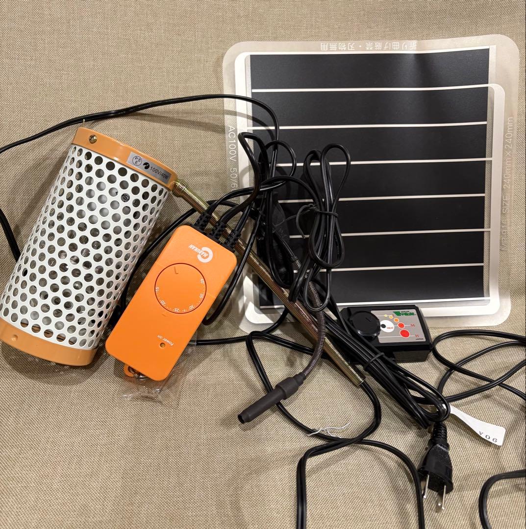 保温電球40Wカバー付き＆ミニマルサーモ&マルチパネルヒーター 16Ｗ　セット