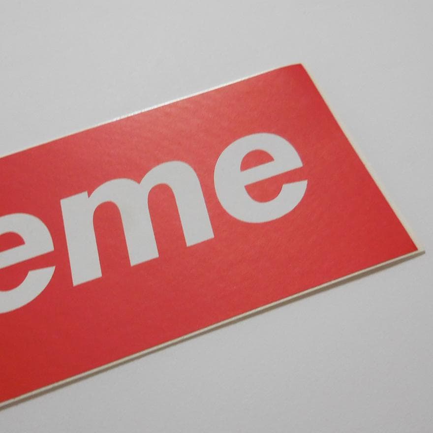 Supreme 激レア カーボン ステッカー レッド