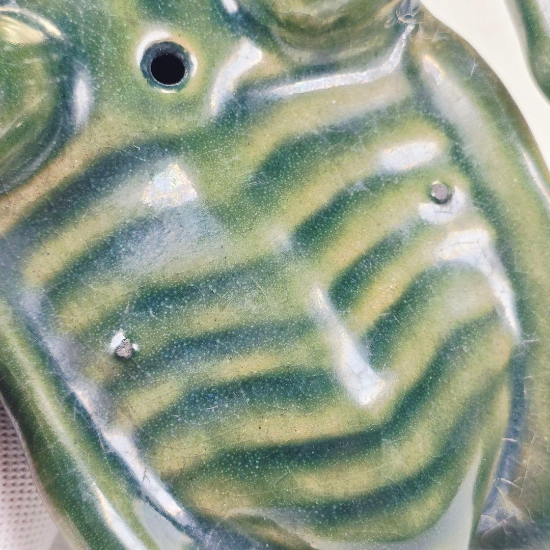 古美術 中国古磁 古越窯 秘色青磁 手彫 セミ 大型置物 風水開運観賞物 美品